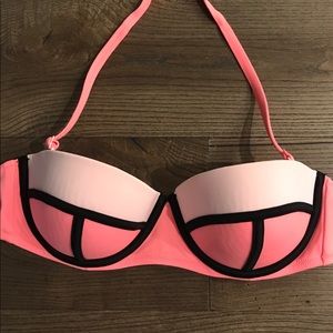 Victoria’s Secret Bikini Top